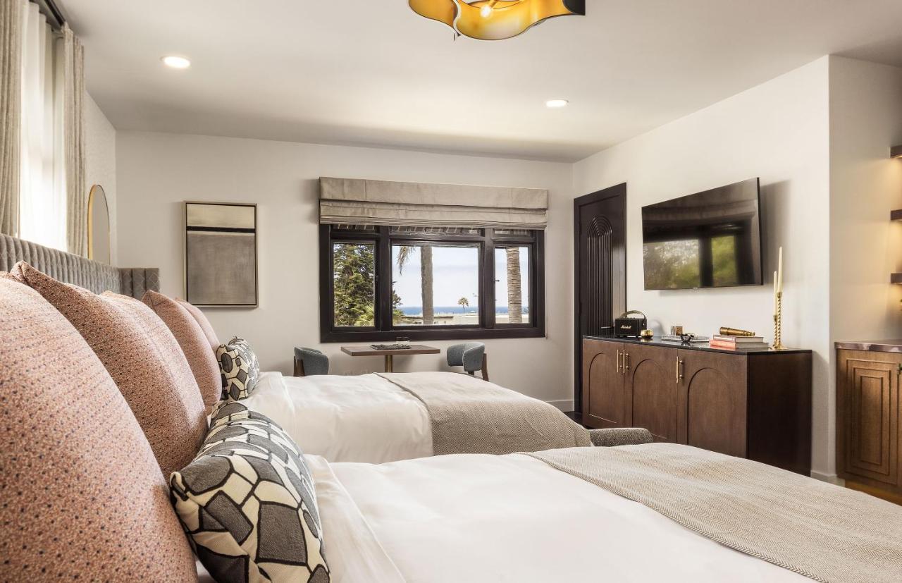 Quadruple Room with Sea View,1307210899:JPEG