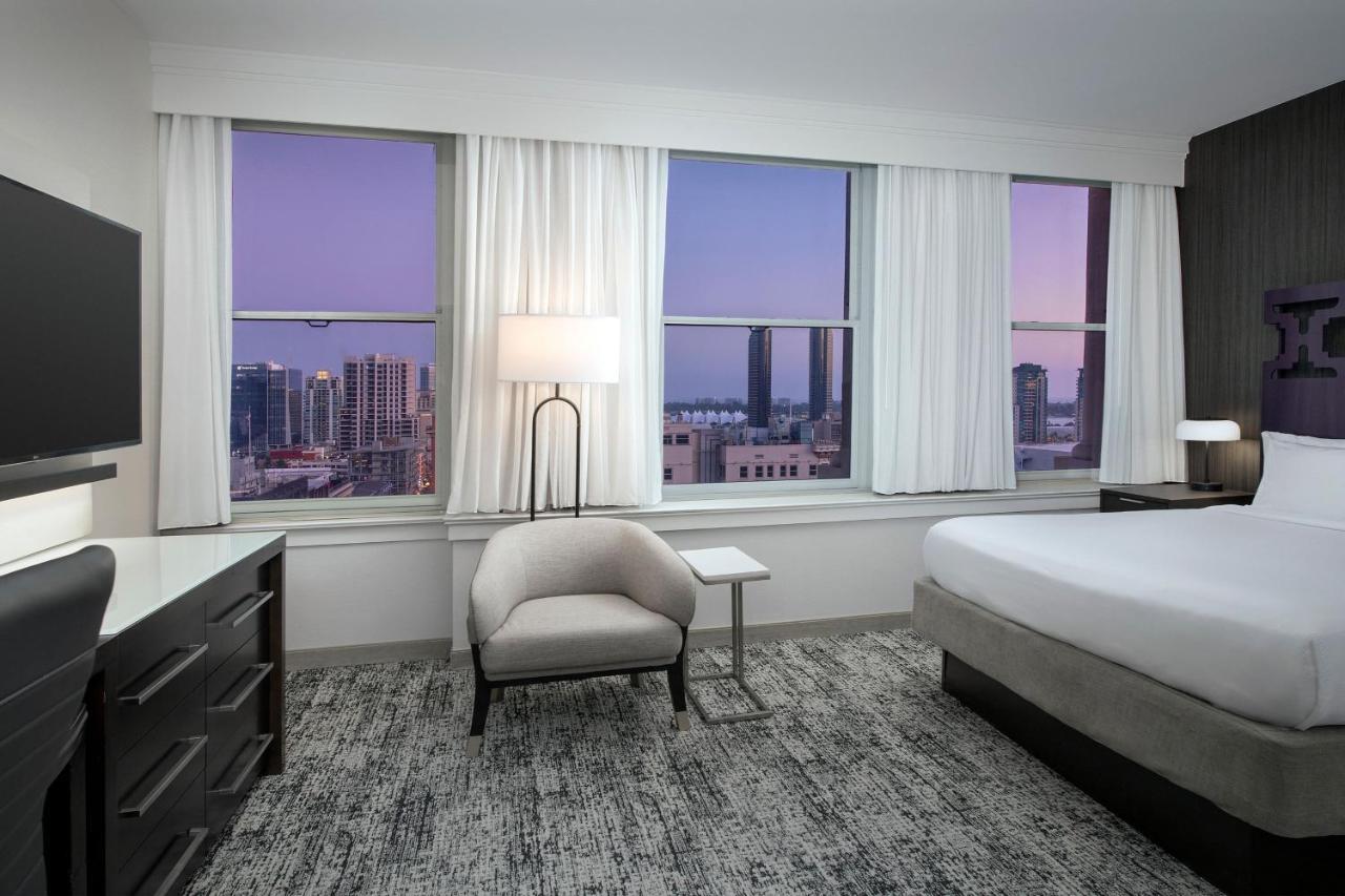 King Room Partial Bay View High Floor