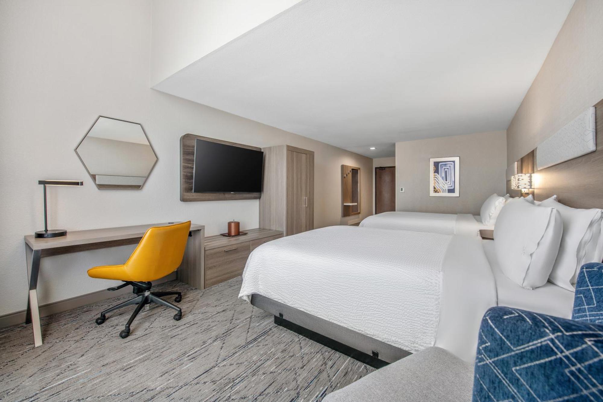 Standard Room with Two Queen Beds