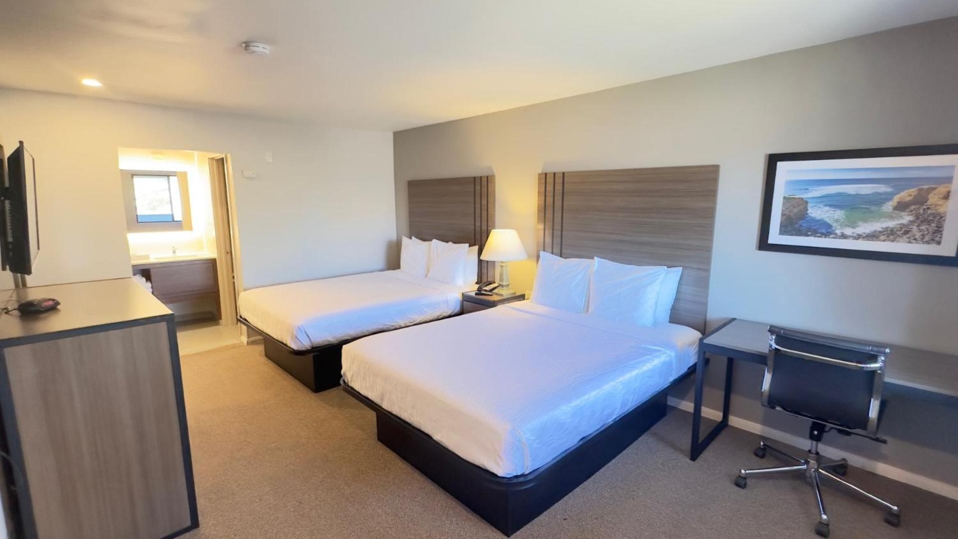 Deluxe Queen Room with Two Queen Beds,1576707485:JPEG