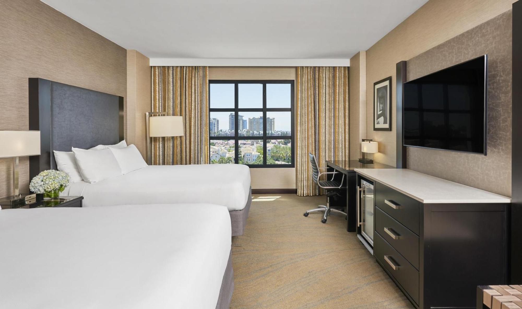 Queen Room Two Queen Beds High Floor