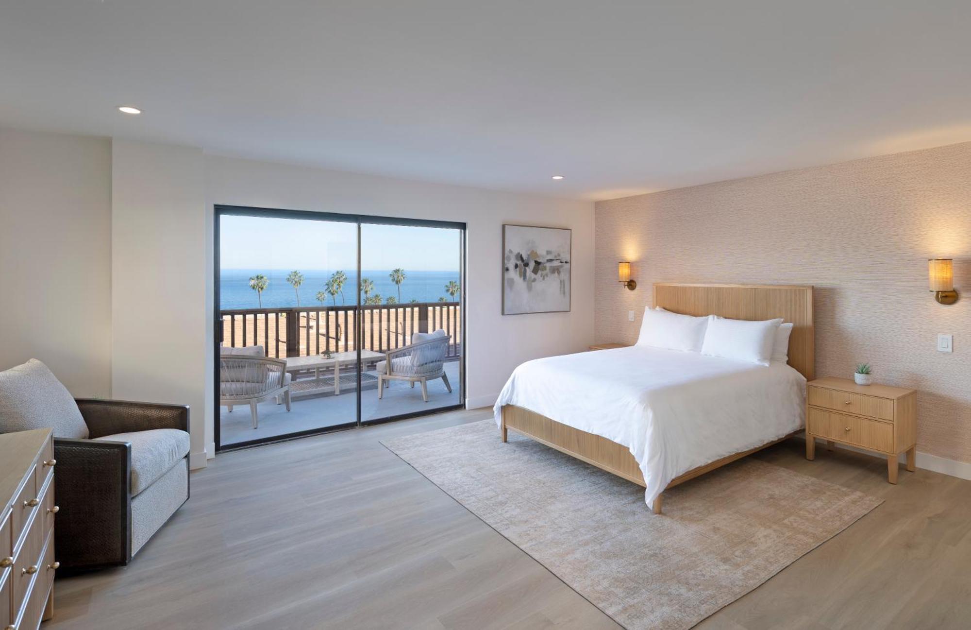 All New Terrace Ocean View King Stair Access Only