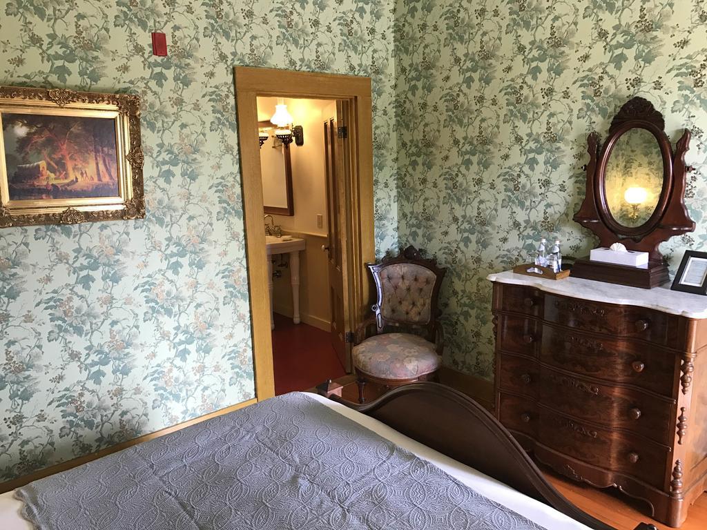 Queen Room with Garden View,324397195:JPEG