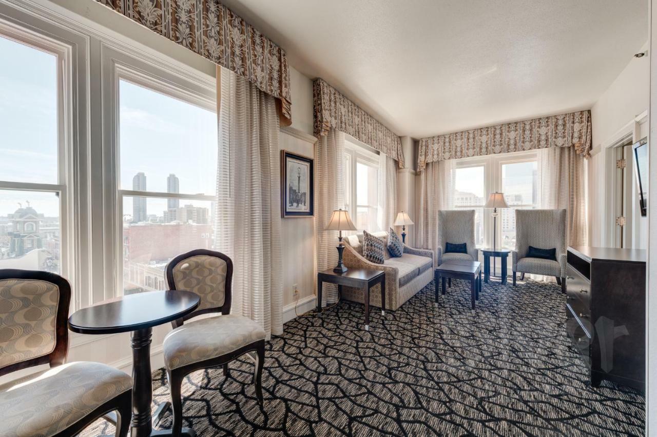 One-Bedroom Suite