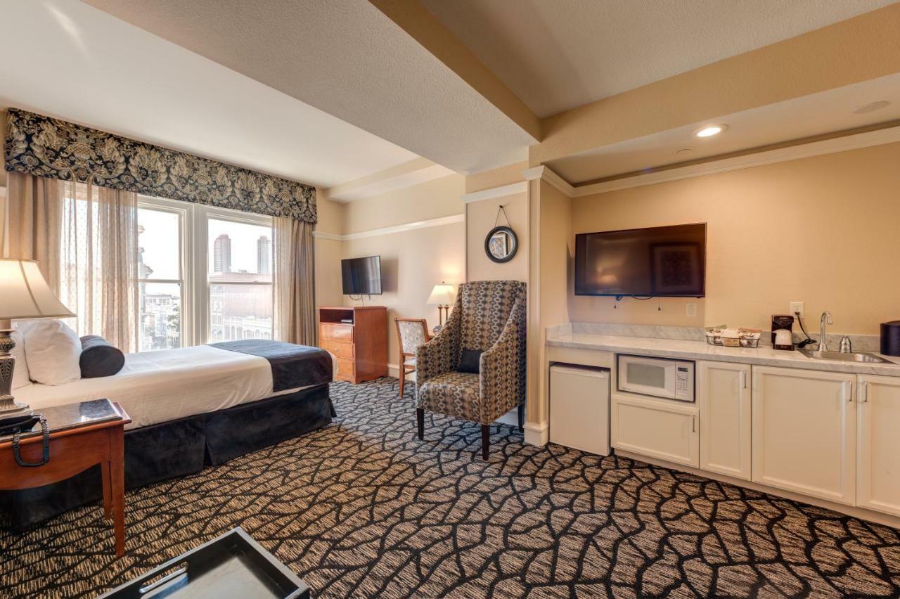 Accessible Junior Suite ADA
