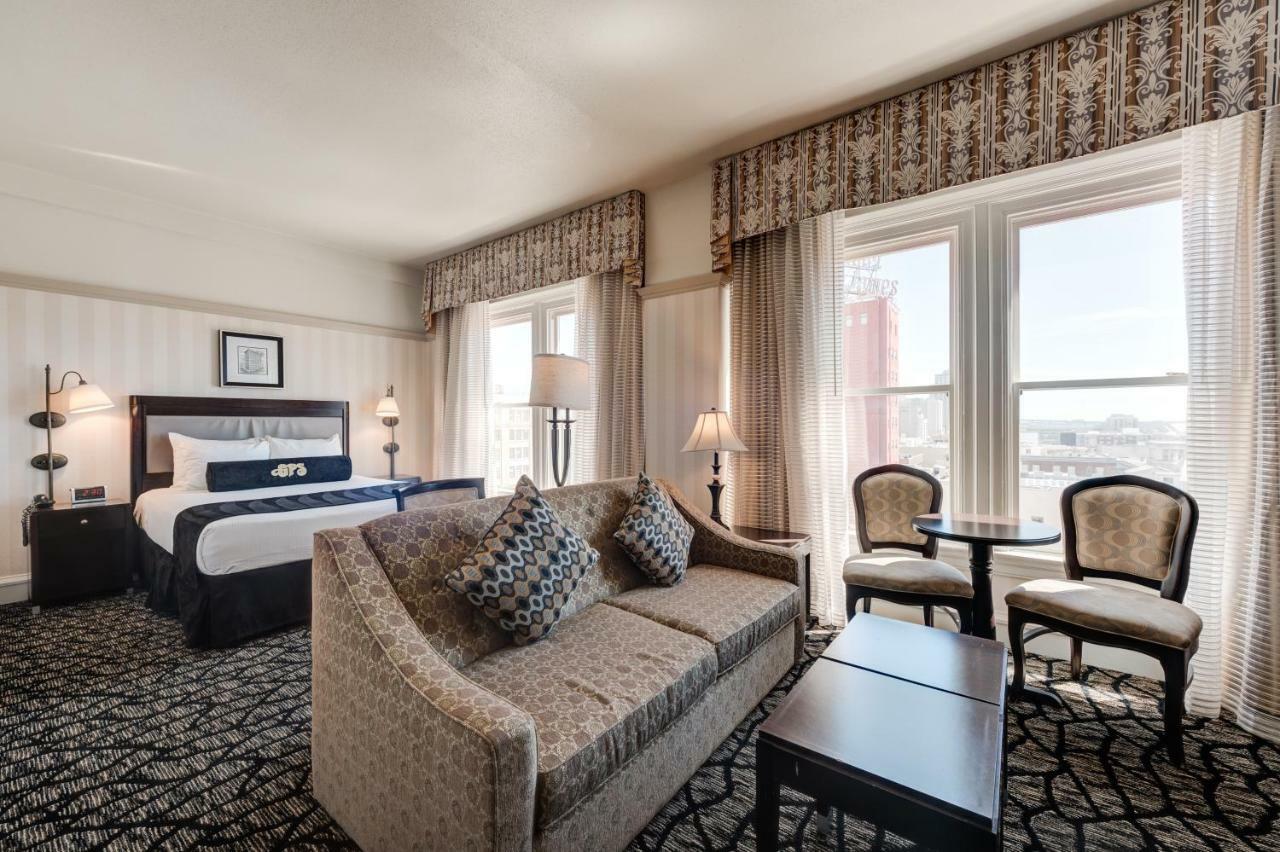 Junior Suite