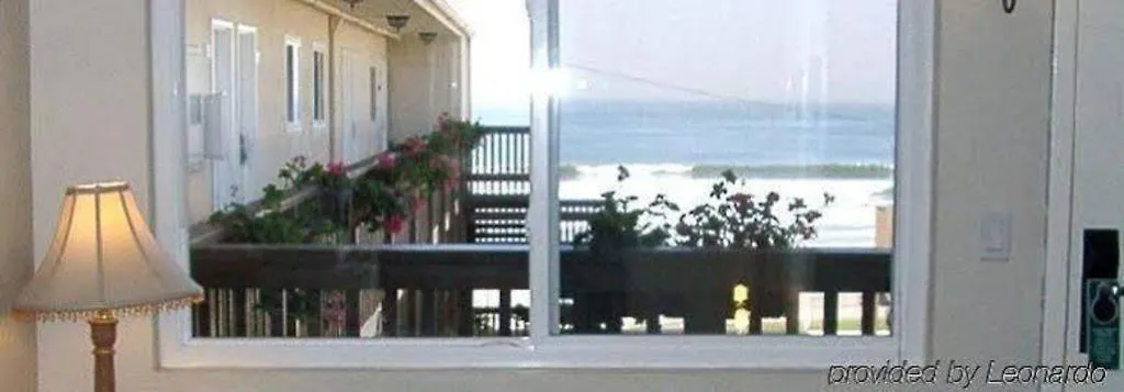 Ocean Beach Hotel-1