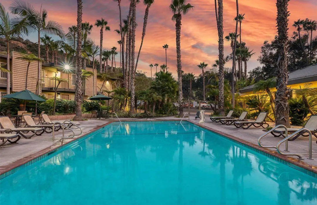 Best Western Seven Seas-1