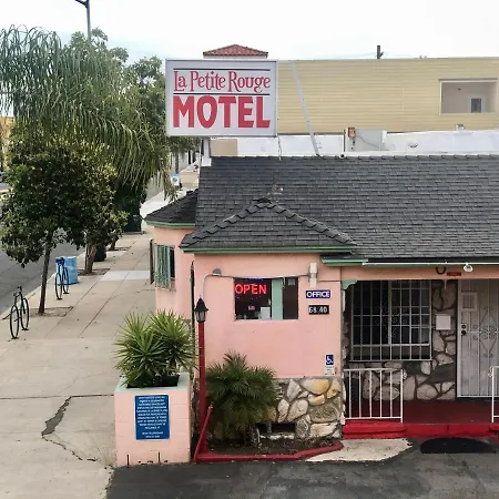 La Petite Rouge Motel-3
