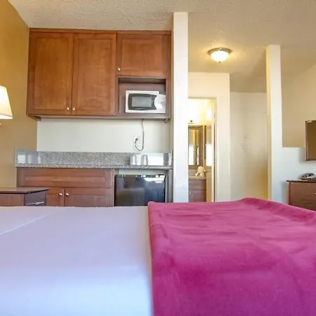 California Suites Hotel-3