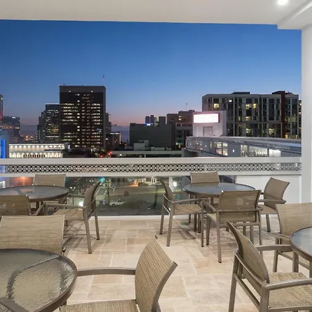 Holiday Inn Express - Downtown San Diego By Ihg-3