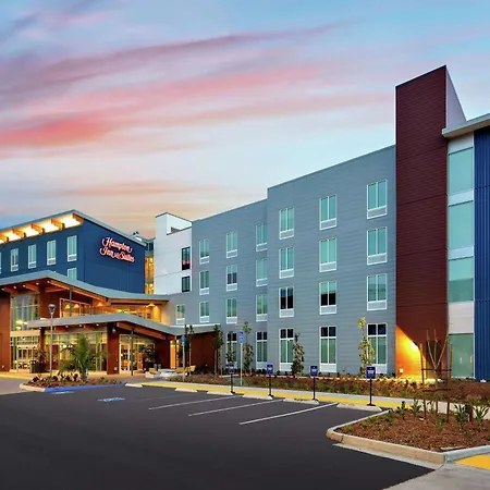 Hampton Inn & Suites San Diego Airport Liberty Station-3