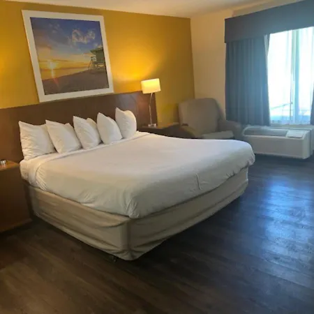 Days Inn By Wyndham Mission Valley-Sdsu-3