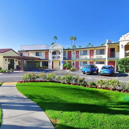 Lamplighter Inn & Suites At Sdsu-2
