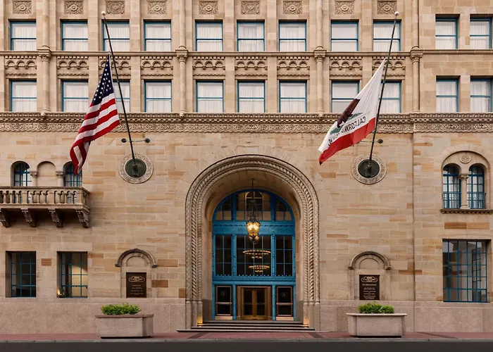 Hotels in San DiegoCourtyard By Marriott Downtown