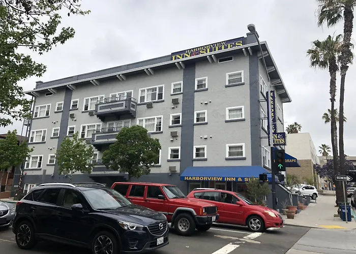Harborview Inn & Suites-Convention Center-Airport-Gaslamp-Seaworld-Zoo-Balboa Park San Diego