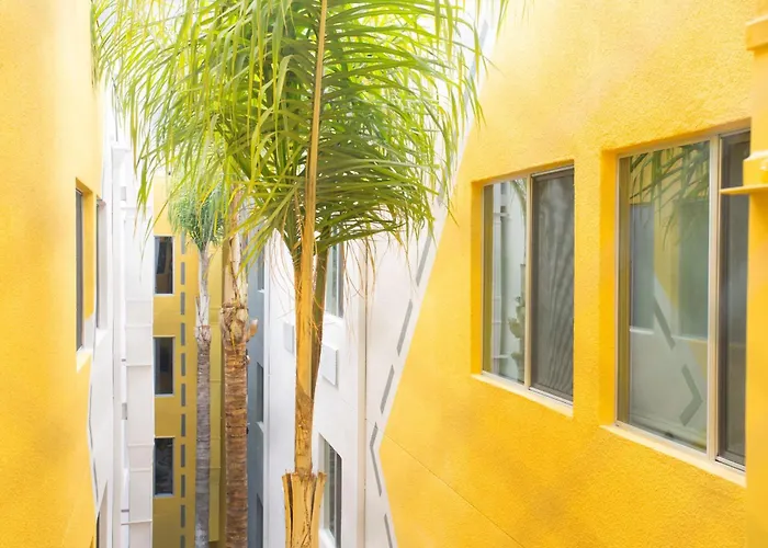 Staypineapple, Hotel Z, Gaslamp San Diego