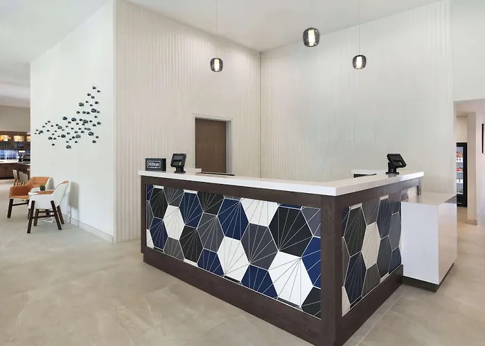 Homewood Suites By Hilton San Diego Central